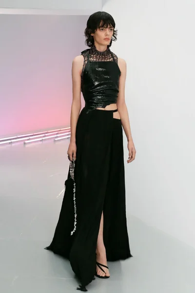 Look 27